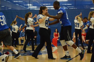 Boy-elles show their moves