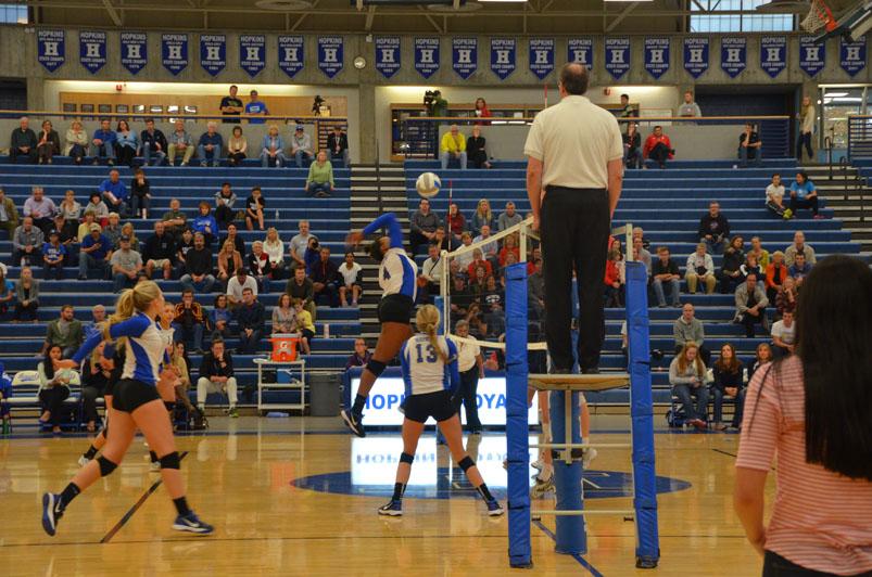 Volleyball+cruises+to+section+semifinals