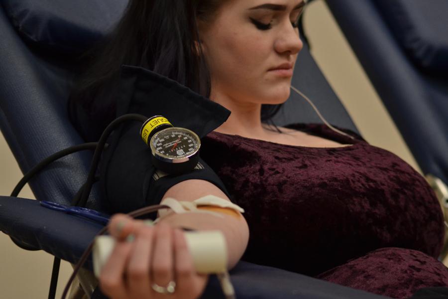 Students+and+faculty+participate+in+spring+blood+drive