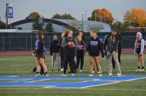 Seniors take W in annual Powderpuff game