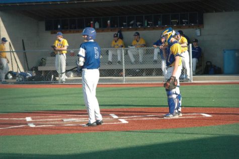 Baseball looks to sting Hornets and surpass last years Conference record with win