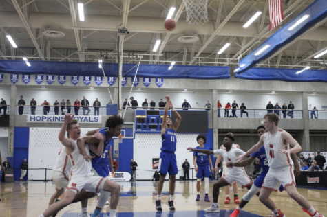 Recap: Royals dominate Cooper in their fourth consecutive win