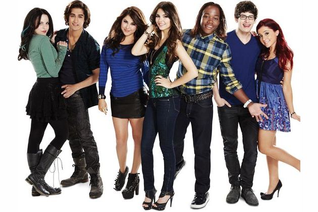 The cast of Victorious
